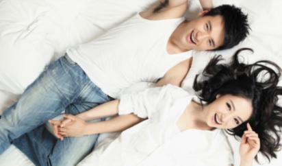 黑大衣如何穿搭呢？游戏画面